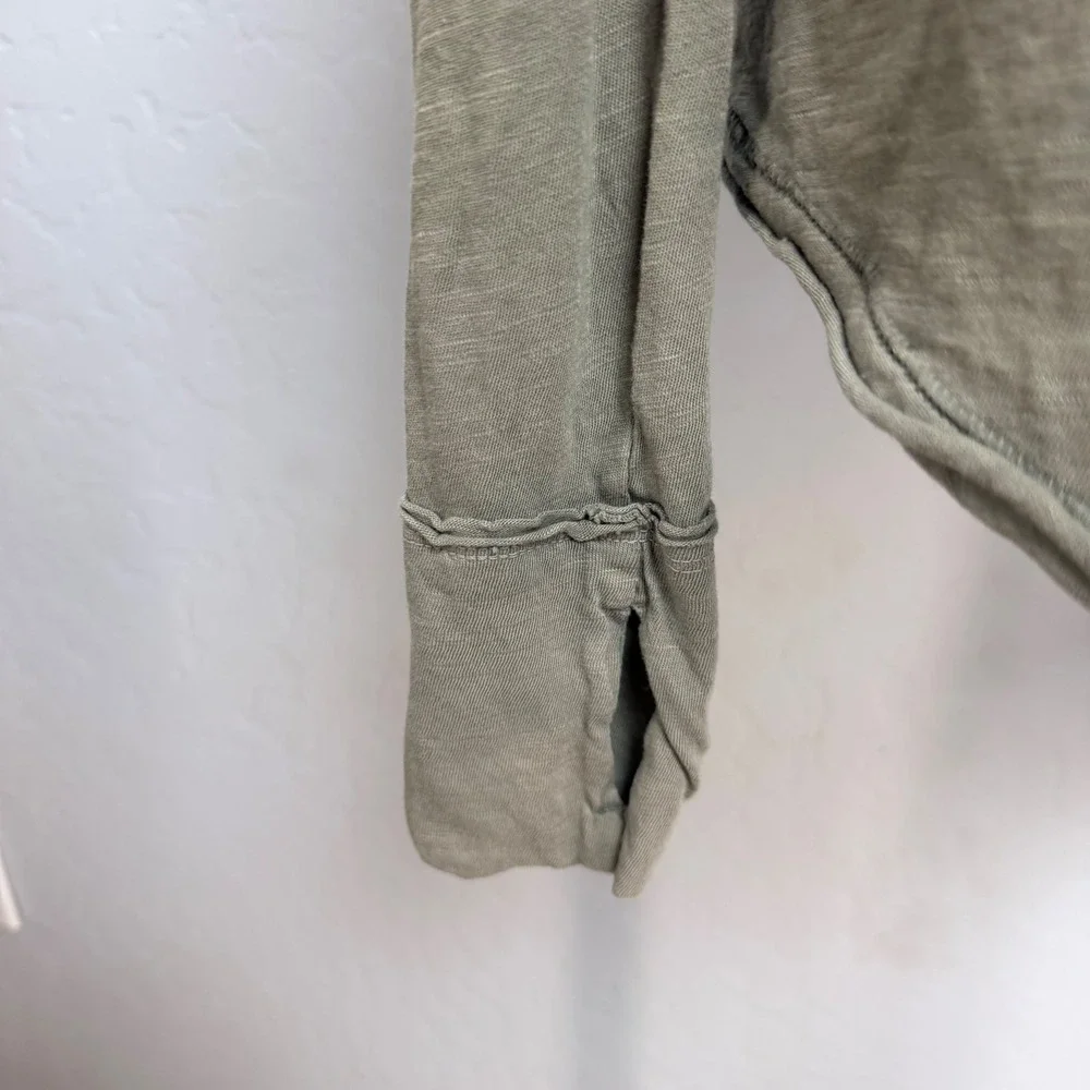 Free People We The Free Olive Green Slub Knit Long Sleeve Thumbhole Tee Small